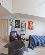 Windsor Hall image 6