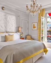 Hôtel Plaza Athénée, Paris