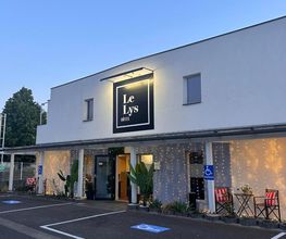 Le Lys Hotel image 5