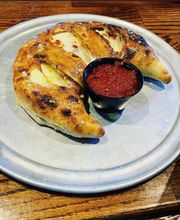 Tyler's Pub at the Pier image 4