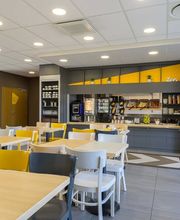 B&B HOTEL Meaux image 10