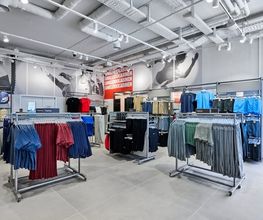 Nike Factory Store Landquart Bild 3