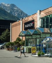 MANOR Schattdorf Bild 1