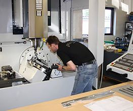 Firma PMAtec GmbH, 88138 Hergesweiler: CNC-Fräsen
