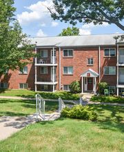Jamestown Village Apartments image 11