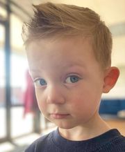 Renew Salon and Spa image 8