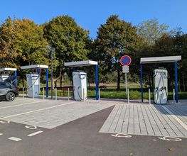 bp pulse Charging Station image 4