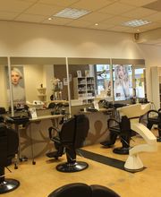 Kniest Hair en Beautysalon
