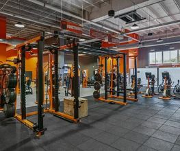 Basic-Fit Ladies image 2