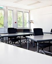 WISS Schulen für Wirtschaft Informatik Immobilien Bild 6