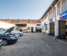 Le Garage image 19