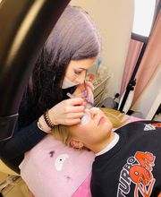 Beauty Salon by Barbora Porsova Bild 14