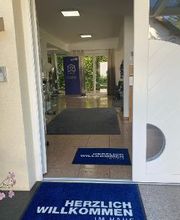 Lassen Sie sich in der Hausaustellung Würzburg-Estenfeld ausgiebig von Bien-Zenker zum Thema Fertighausbau beraten.