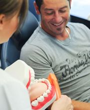 Zahnarztpraxis Mundauf AG Bild 7