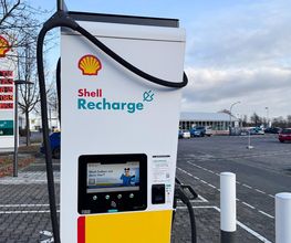 Shell Recharge Charging Station Bild 2