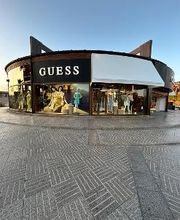 GUESS imagen 1