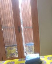 Mains Tenant image 2