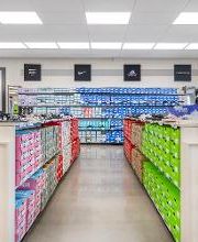 Interior Aisles Straight Shot