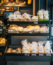 Junge Die Bäckerei. Bild 13