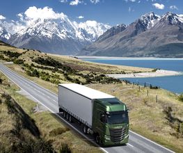 Iveco Provence image 7