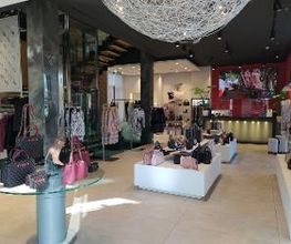 GUESS immagine 3