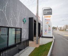 exterieur-de-la-pharmacie-sun-store-villars-sur-glane
