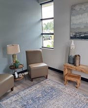 River Oak Vet image 15