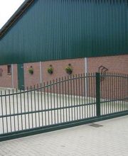 Bruckmann Anhänger & Zäune Bild 9