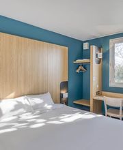 B&B HOTEL Bordeaux Lac sur Bruges image 1