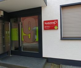 Löhne Eingang