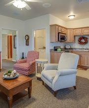 La Bonne Maison Senior Living image 16