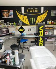 Tattoo- & Piercingstudio Taka Bild 2