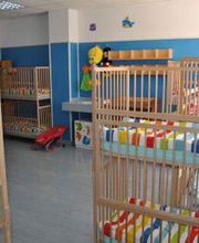 escuela-infantil-burbujas-colores-cunas-04.jpg