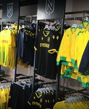 MACRON STORE image 2