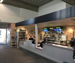 Standortbild Innenraum Lager MEGA eG Lübeck, Großhandel für Maler, Bodenleger und Stuckateure
