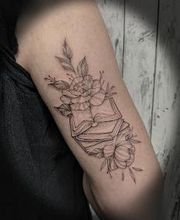 Chris Ape Tattoo Bild 15