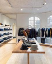 Carhartt WIP Store Paris St. Germain image 1
