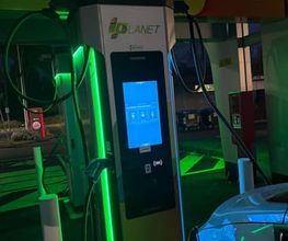 IPLANET Ricarica in sicurezza in modalità ultra fast per tutti i veicoli elettrici.