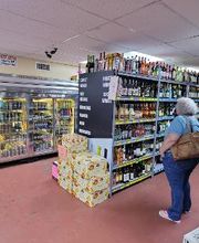 11WORTH LIQUORS image 4