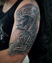 Chris Ape Tattoo Bild 11