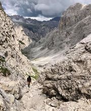 Défi Montagne - mountain shop à Peseux (NEUCHÂTEL). Magasin d'articles de sports spécialisés 

Trail à Cadini di Misurina