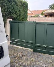 MC. Stores 33 image 3