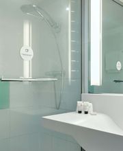 B&B HOTEL Cergy Port image 3