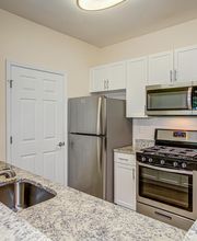 Broadlands Apartments image 10