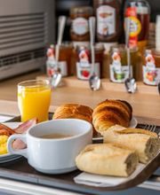 B&B HOTEL Saint Jean de Maurienne image 4