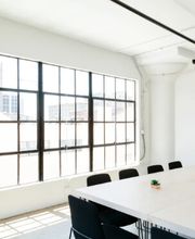 Der Dienstleister Bild 2