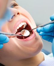 Dr. med. & med. dent Raphael Perren Bild 1