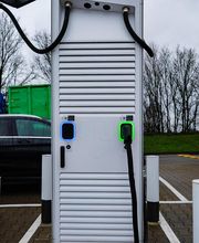 Shell Recharge Charging Station Bild 1