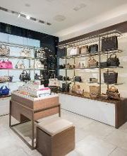 GUESS imagen 6