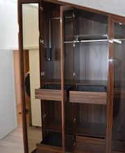 Menuiserie Luquiens - dressing sur-mesure bois - Coppet